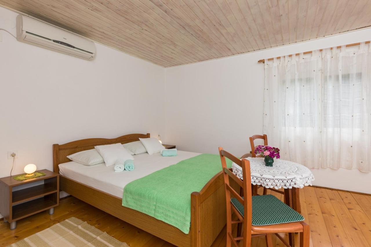 Apartments Miskovic Donje Celo Bilik gambar